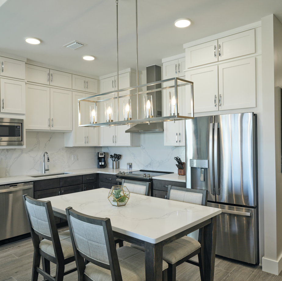 Full Kitchen in Condo